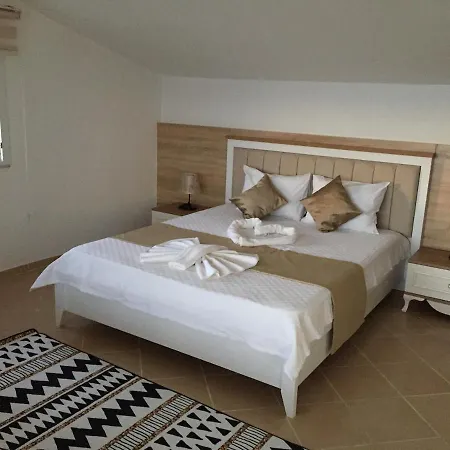 Glennhouse Semesterbostad